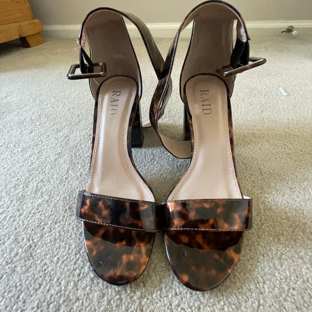Tortoise Brown Heel - NEW